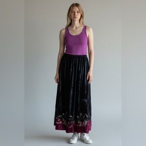 Vintage white stag 90s embroidered black velvet maxi skirt. Large.